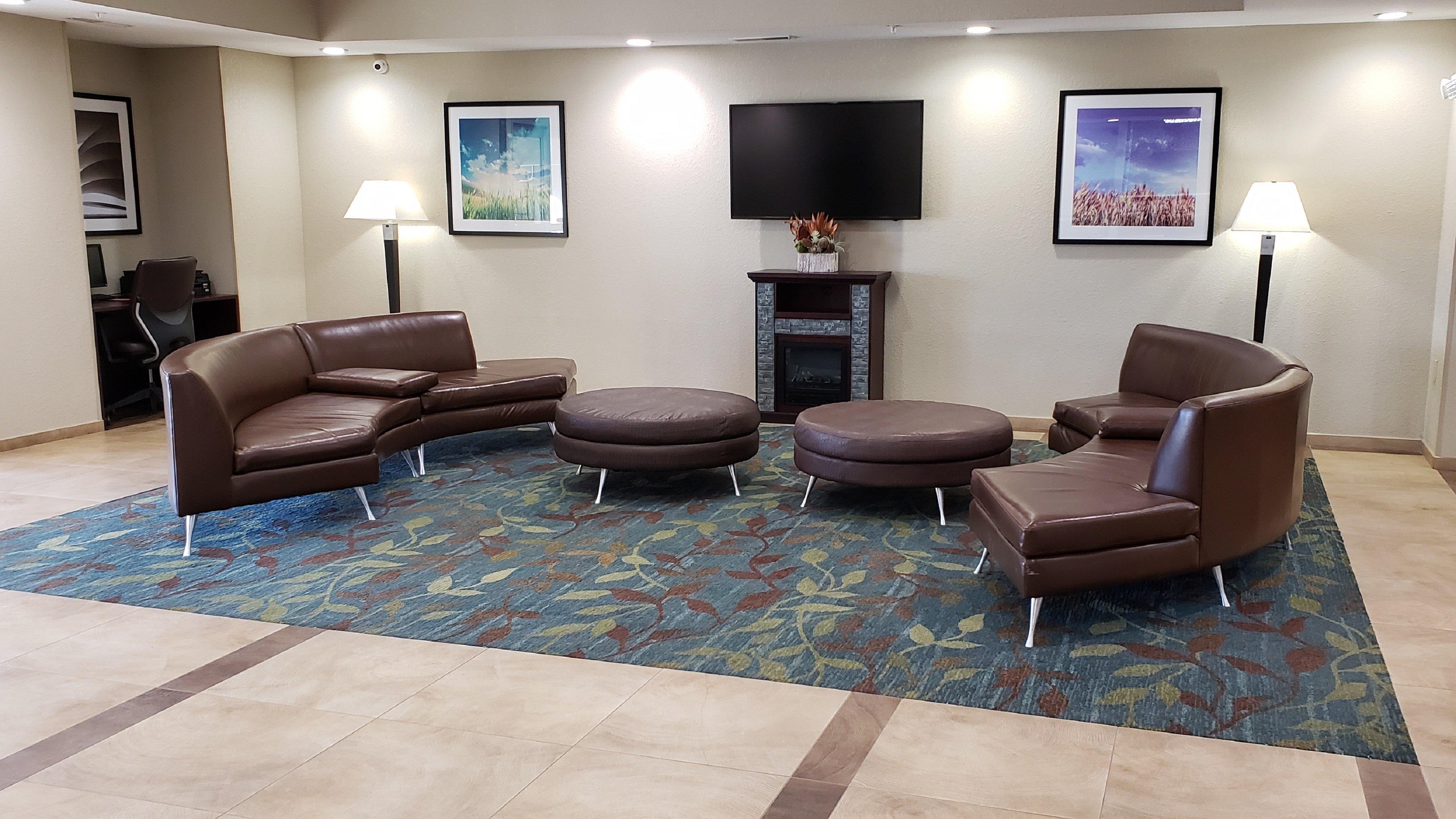 Candlewood Suites Woodward By Ihg Exterior foto