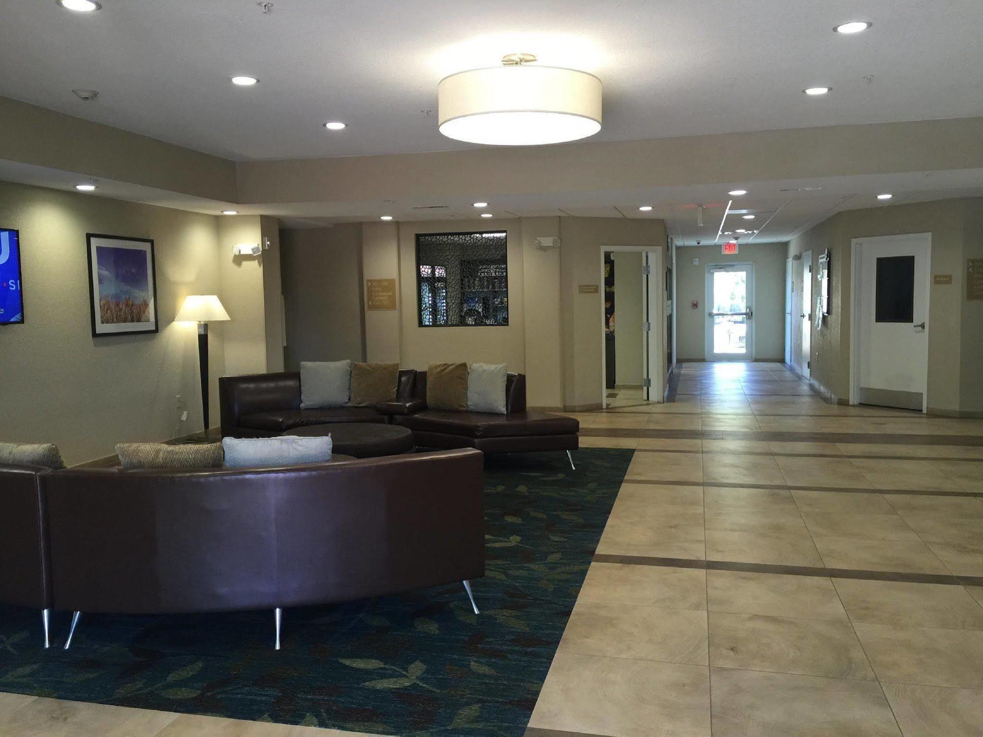 Candlewood Suites Woodward By Ihg Exterior foto